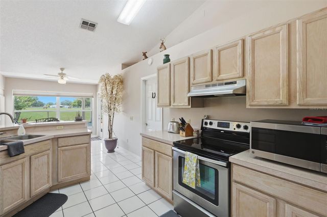 1200 N HART ROAD, Geneva, FL 32732