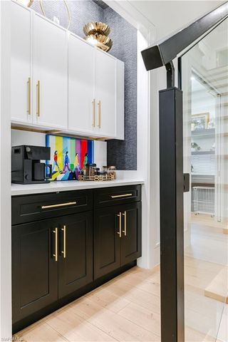 681 KATEMORE LN, Naples, FL 34108