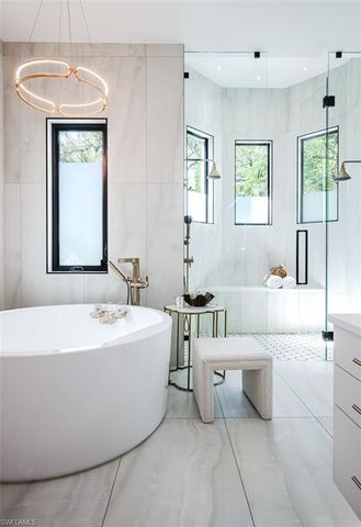 681 KATEMORE LN, Naples, FL 34108