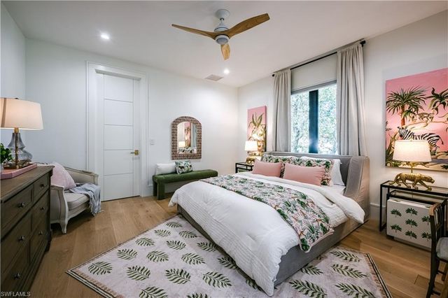 681 KATEMORE LN, Naples, FL 34108