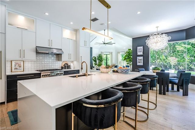 681 KATEMORE LN, Naples, FL 34108