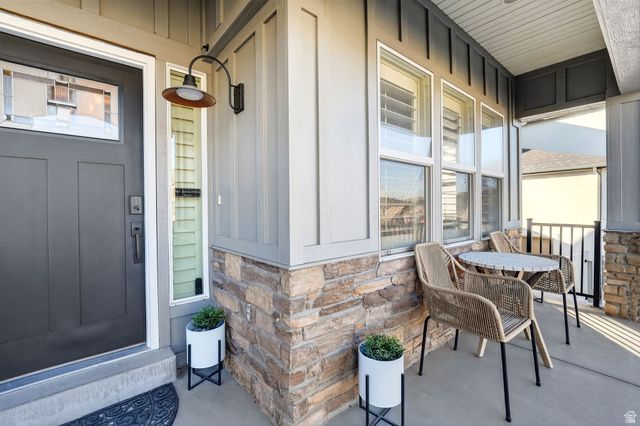 14738 S TANGLE HILL RD, Herriman, UT 84096