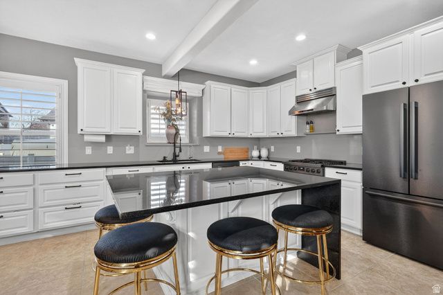 14738 S TANGLE HILL RD, Herriman, UT 84096