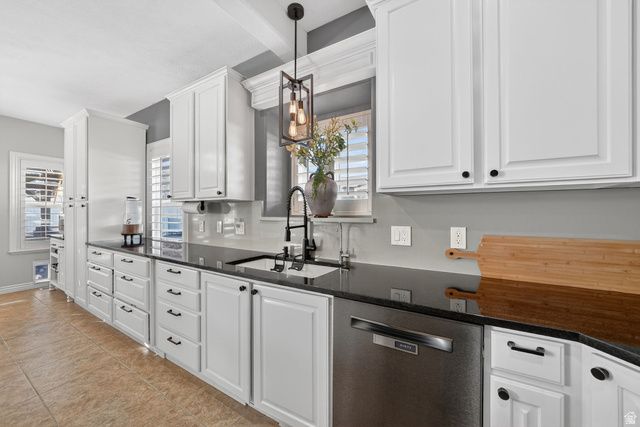 14738 S TANGLE HILL RD, Herriman, UT 84096