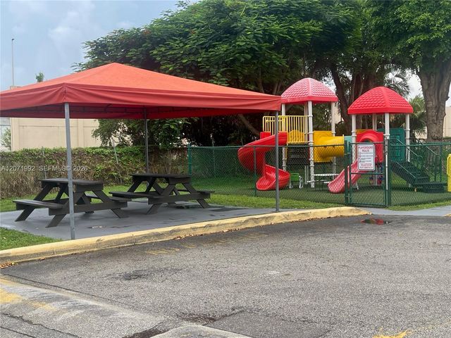 636 NW 114th Avenue 102, Sweetwater, FL 33172