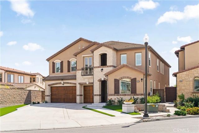 2592 Highland Oak Court, Lake Forest, CA 92679