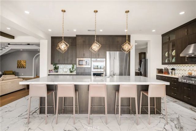 2592 Highland Oak Court, Lake Forest, CA 92679