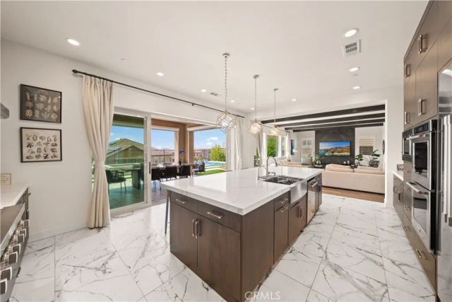 2592 Highland Oak Court, Lake Forest, CA 92679