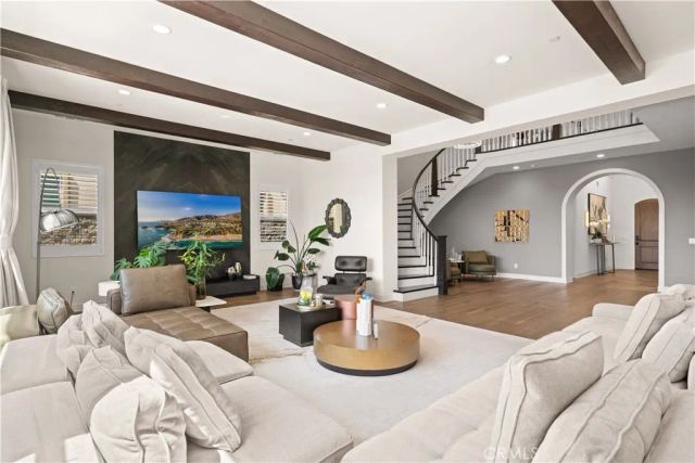 2592 Highland Oak Court, Lake Forest, CA 92679