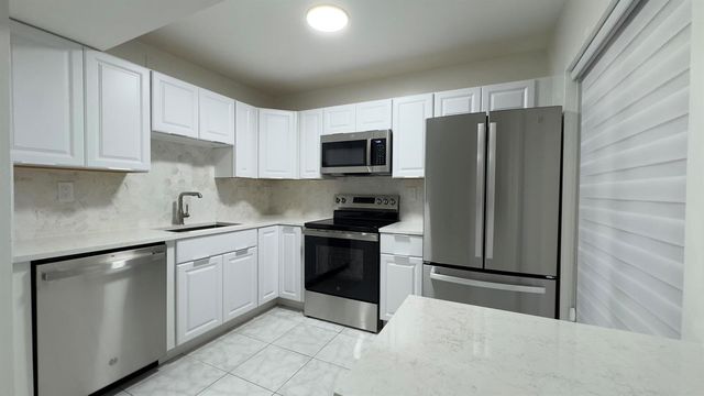 20015 NE 3rd Court 1, Miami, FL 33179