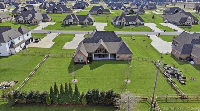 19629 E Boulder Drive, Owasso, OK 74055