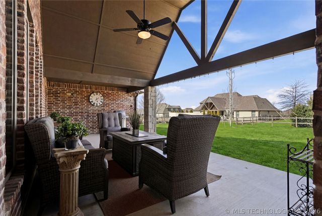 19629 E Boulder Drive, Owasso, OK 74055