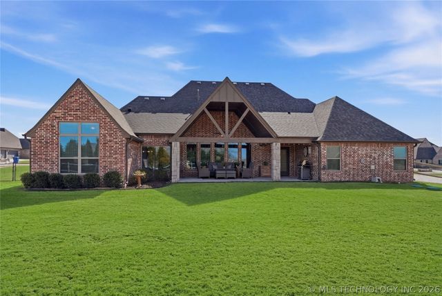 19629 E Boulder Drive, Owasso, OK 74055