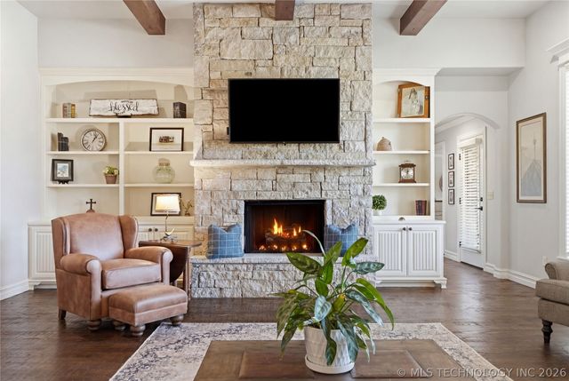 19629 E Boulder Drive, Owasso, OK 74055