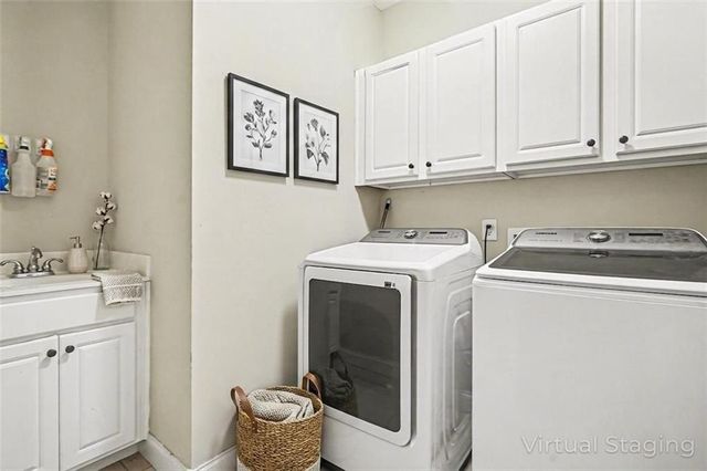 913 Arbor Drive, Loganville, GA 30052