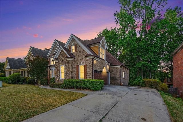 913 Arbor Drive, Loganville, GA 30052
