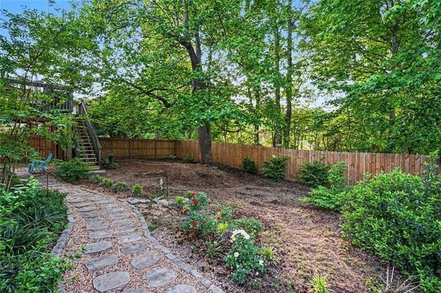 913 Arbor Drive, Loganville, GA 30052