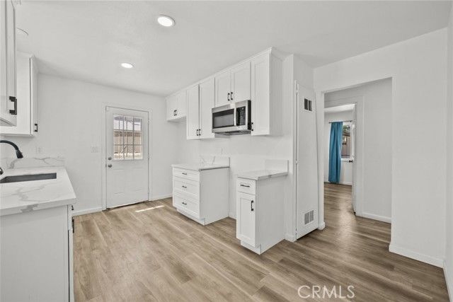 1135 W Pillsbury Street, Lancaster, CA 93534