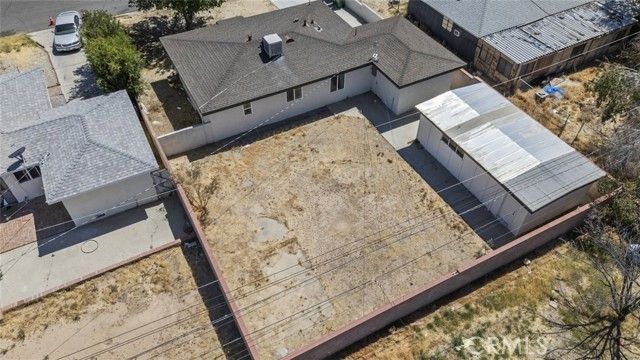 1135 W Pillsbury Street, Lancaster, CA 93534