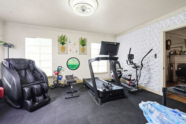 1225 E Union Bower Road, Irving, TX 75061