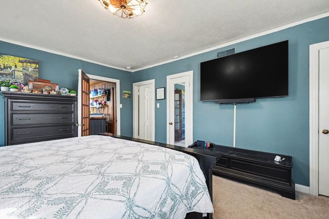 1225 E Union Bower Road, Irving, TX 75061