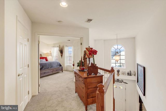 3101 REX DR, York, PA 17402