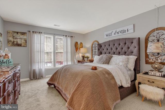 3101 REX DR, York, PA 17402