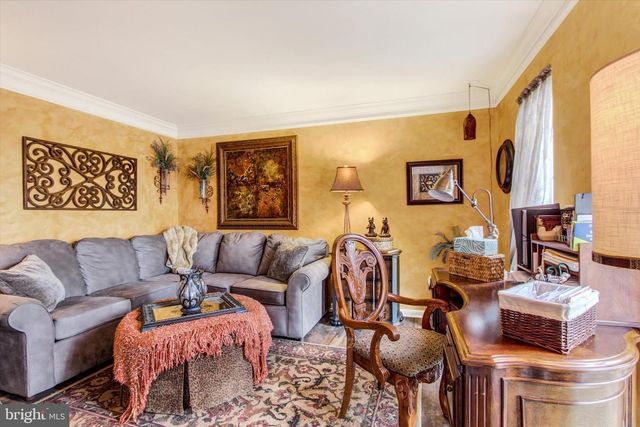 3101 REX DR, York, PA 17402