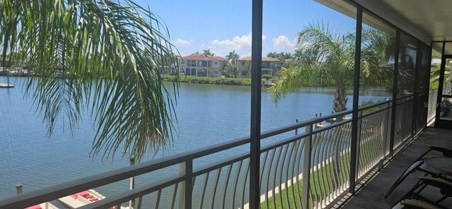8822 BAY POINTE DRIVE 203, Tampa, FL 33615
