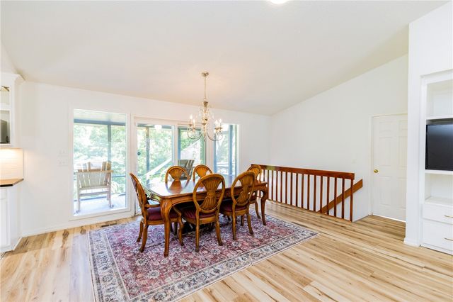 17 Kirkwall Place, Bella Vista, AR 72715