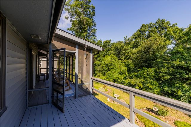 17 Kirkwall Place, Bella Vista, AR 72715