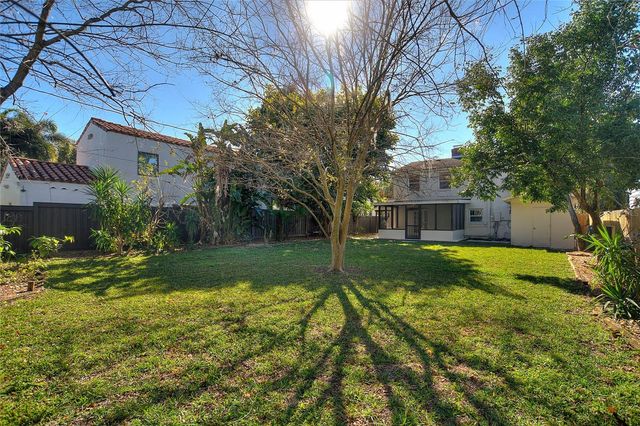 437 RICHMOND STREET, Orlando, FL 32806