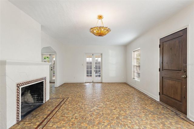 437 RICHMOND STREET, Orlando, FL 32806