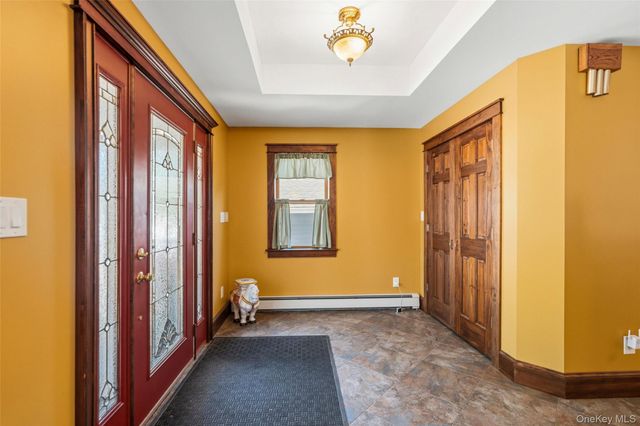 2185 Sycamore Avenue, Ronkonkoma, NY 11779