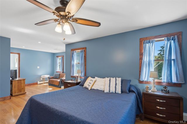 2185 Sycamore Avenue, Ronkonkoma, NY 11779
