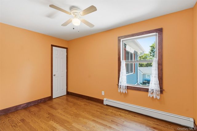 2185 Sycamore Avenue, Ronkonkoma, NY 11779