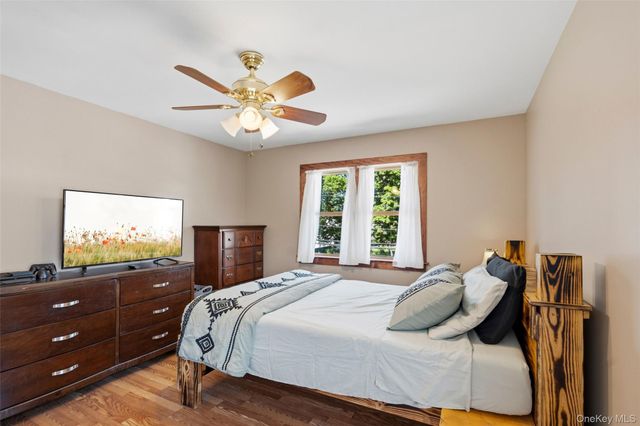 2185 Sycamore Avenue, Ronkonkoma, NY 11779
