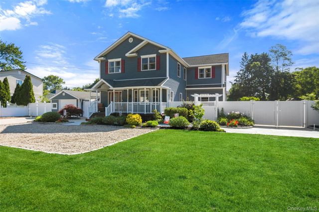 2185 Sycamore Avenue, Ronkonkoma, NY 11779
