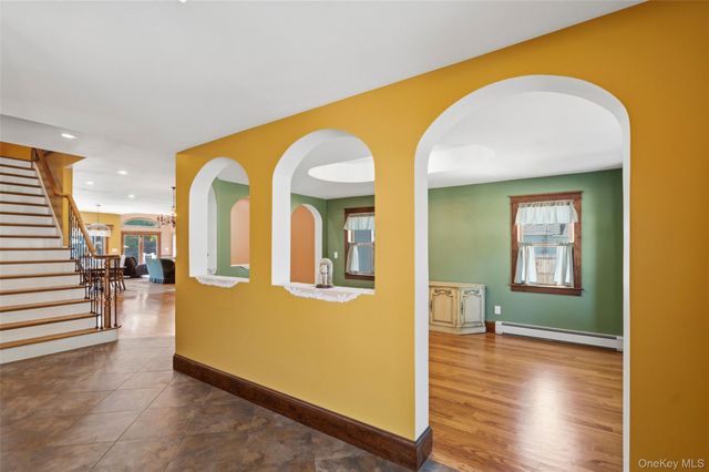 2185 Sycamore Avenue, Ronkonkoma, NY 11779