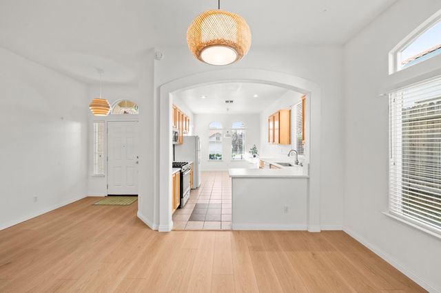 2241 Vail Ct, Rocklin, CA 95765