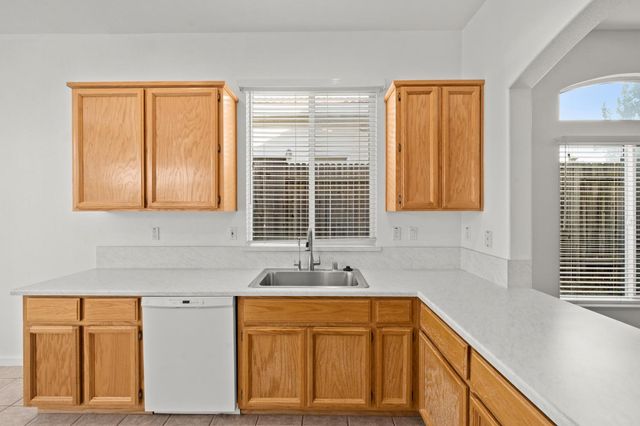 2241 Vail Ct, Rocklin, CA 95765