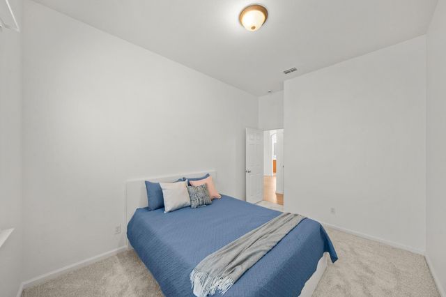 2241 Vail Ct, Rocklin, CA 95765