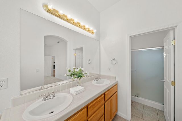 2241 Vail Ct, Rocklin, CA 95765