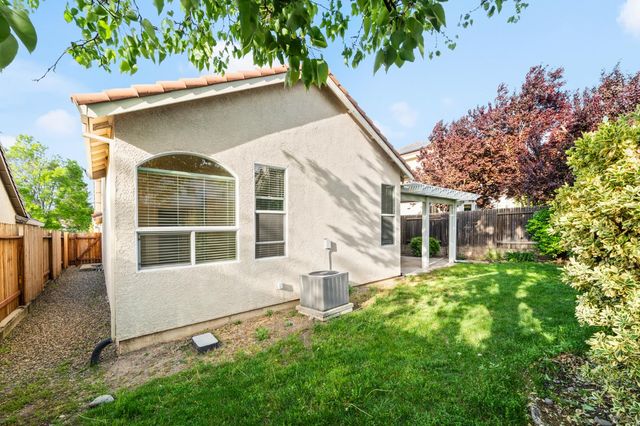 2241 Vail Ct, Rocklin, CA 95765