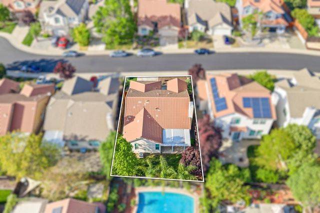 2241 Vail Ct, Rocklin, CA 95765