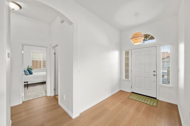 2241 Vail Ct, Rocklin, CA 95765