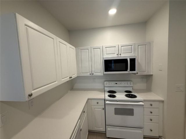 411 Spring Heights Lane SE 4, Smyrna, GA 30080