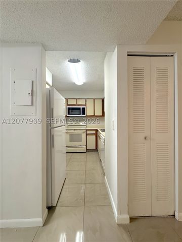 1265 SW 46th Ave 2201, Pompano Beach, FL 33069