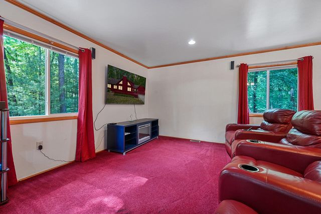416 Crystal Lane, Roscommon, MI 48653