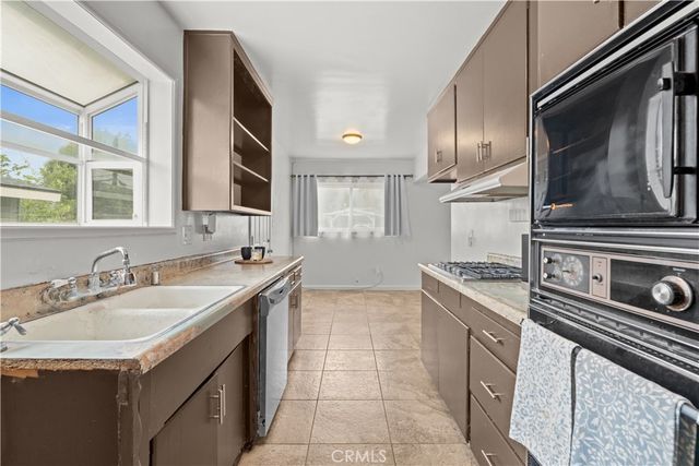 5642 Osbun Road, San Bernardino, CA 92404
